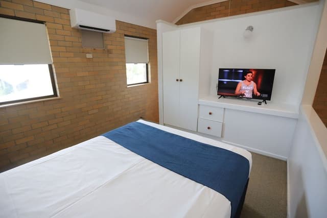 Family 2Bd Studio (No Pets)