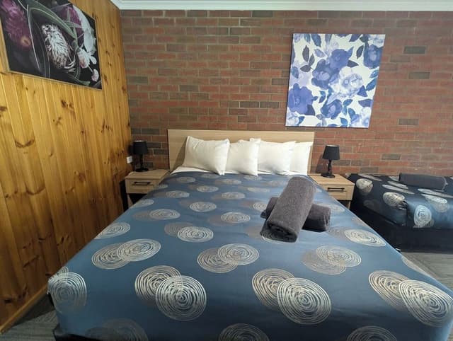 Family Room, Multiple Beds