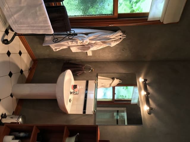 Deluxe Studio, Non Smoking, Kitchen (Savannahs Cottage)