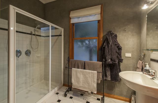 Deluxe Studio, Non Smoking, Kitchen (Savannahs Cottage)