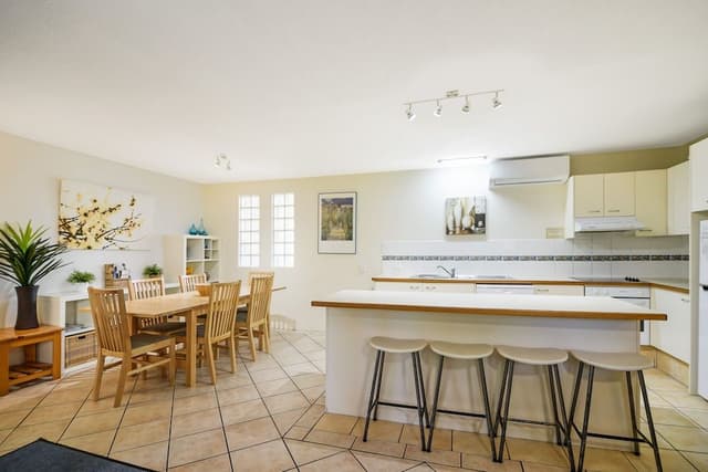 Apartment (2 Bedrooms)