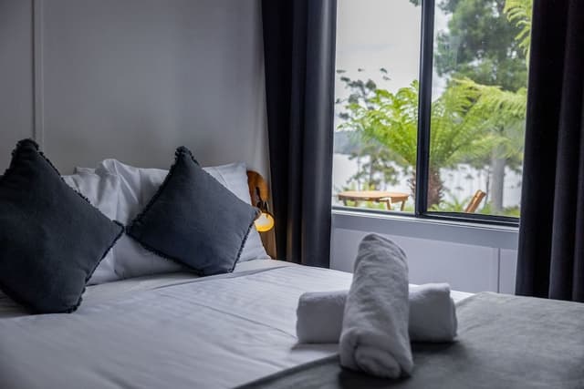 Panoramic Double Room, Lakeside