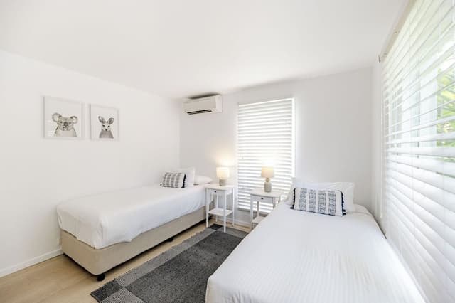 House, 5 Bedrooms, Non Smoking, Park View