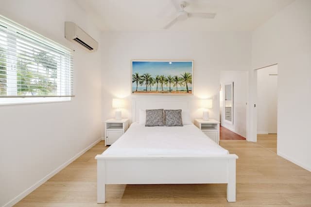 House, 5 Bedrooms, Non Smoking, Park View