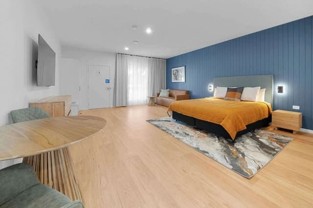 Room, 1 King Bed, Accessible