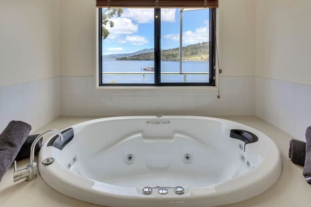 Deluxe Cottage, 1 Bedroom (Spa) with River View