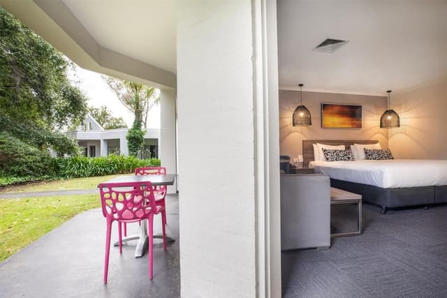 One Bedroom Apartment