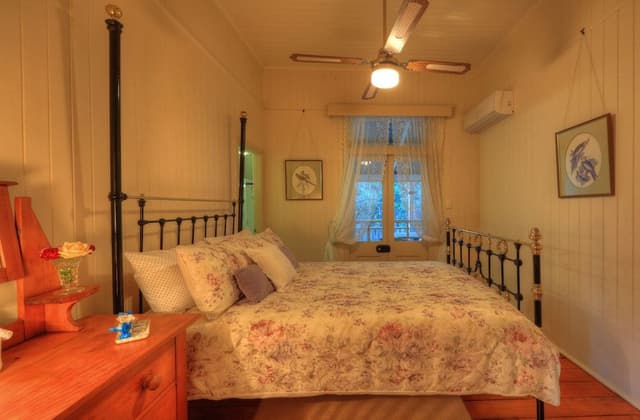 Manor House (4 Ensuite Bedrooms)