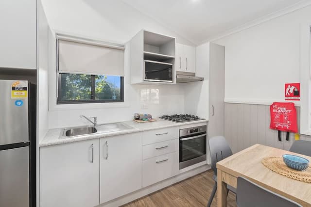 Superior 2 Bedroom Cabin - Not Pet Friendly