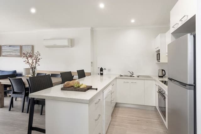 3 Bedroom Waterfront