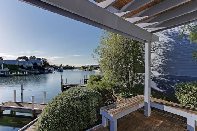 3 Bedroom Waterfront