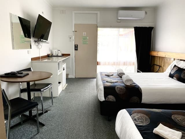 Standard Twin Room, Non Smoking (Twin Room)