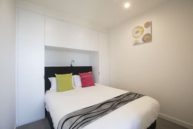 One Bedroom Apartment