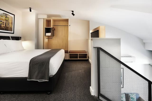 Loft Suite