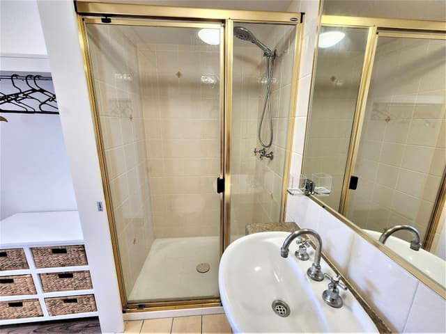 2-BR Deluxe Pearl Apartment