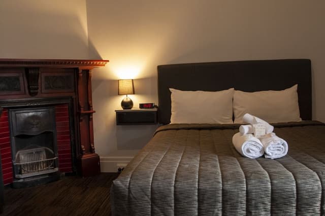 Standard Room, Non Smoking (Queen Suite)