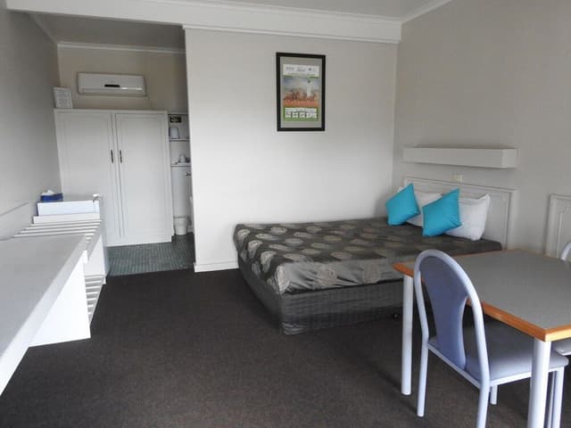Queen Room
