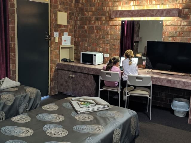 Queen Plus Single Room
