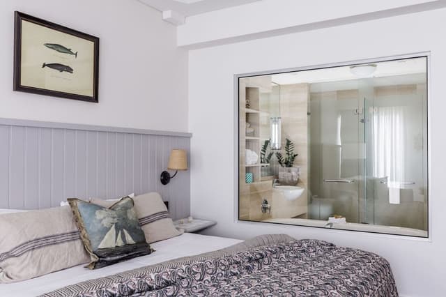 Standard Room (Watsons King Room)