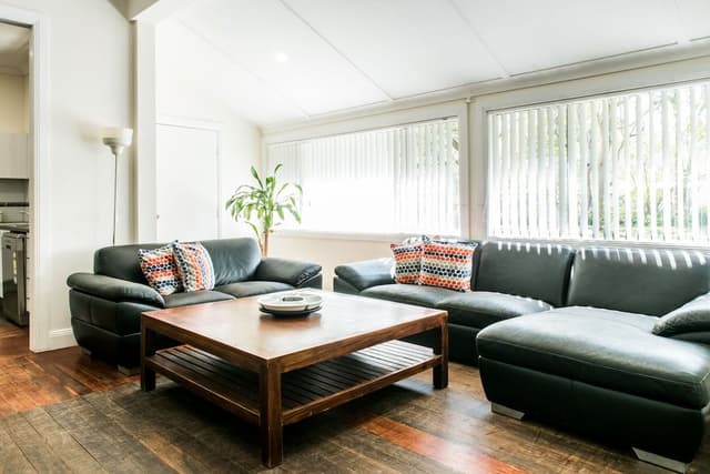 Economy House, 6 Bedrooms