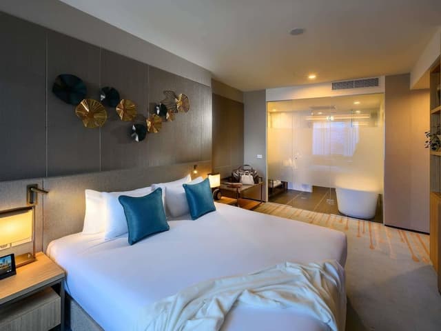 Junior Suite, 1 King Bed