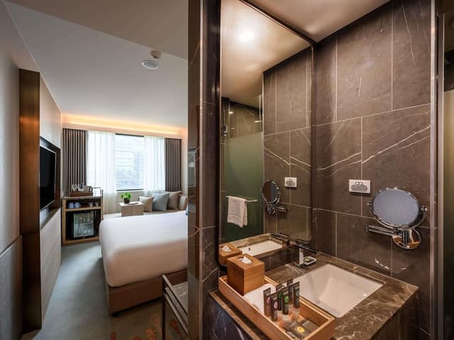 Standard Room, 1 King Bed