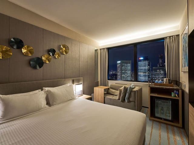 Standard Room, 1 King Bed