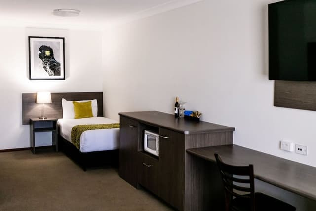 Executive Room, Multiple Beds, Non Smoking, Ground Floor