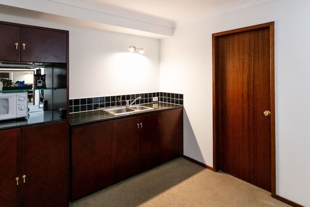 Family Room, 1 Twin Bed, Non Smoking, Kitchenette