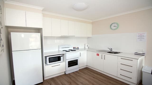 Ashleigh Court Cabin