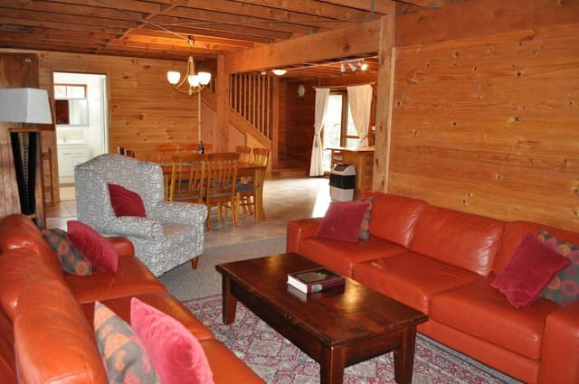 3 Bedroom House plus a Loft, Vineyard View