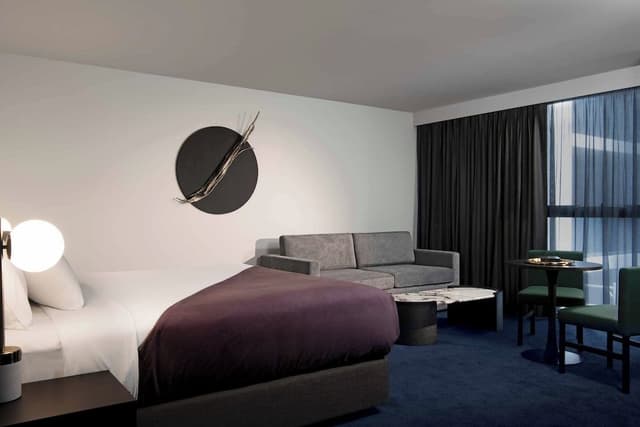 Junior Suite, 1 King Bed