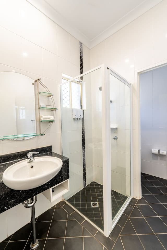 Executive Queen Room
