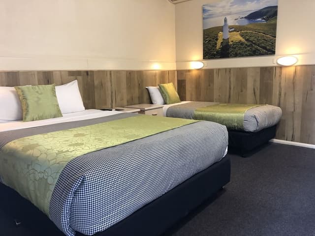 Deluxe Triple Room, Multiple Beds