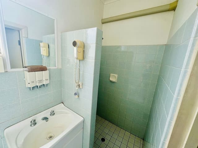 Double Room, 1 Double Bed (Upper Floor, Limited Parking)