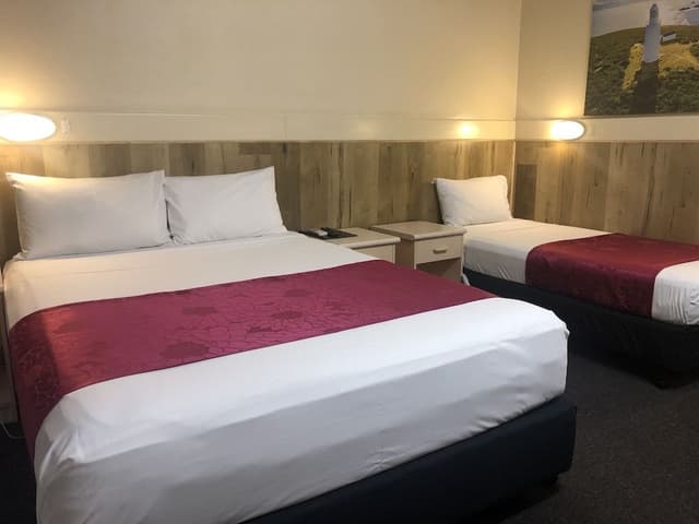 Deluxe Triple Room, Multiple Beds