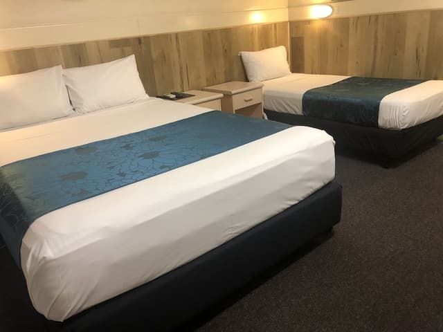 Deluxe Triple Room, Multiple Beds
