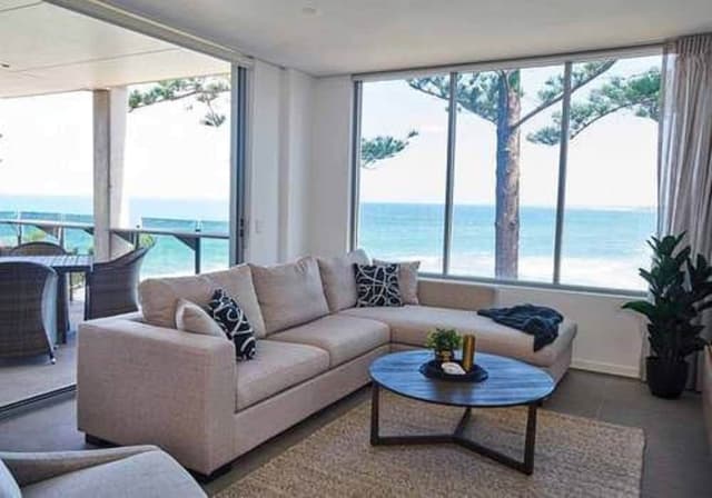 Two Bedroom Apartment with Ocean View
