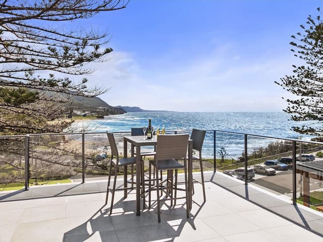 North East Facing Two Bedroom Penthouse Apartment