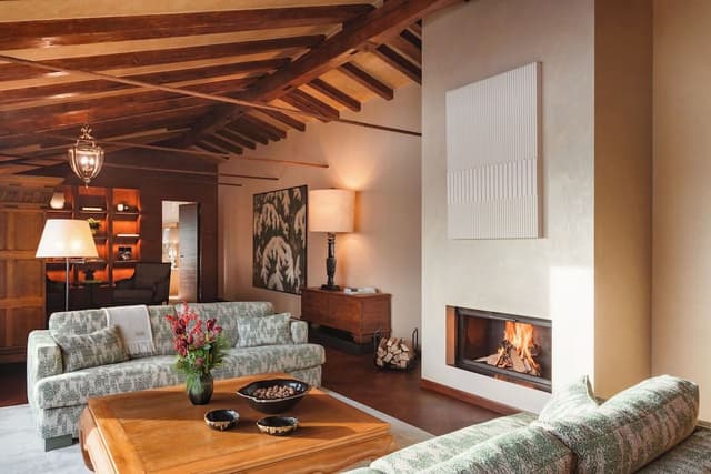 Penthouse, Lake View (Suite)