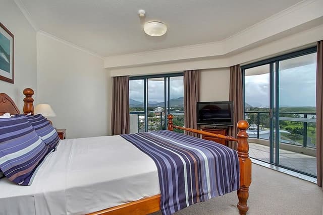 Deluxe Apartment, 2 Bedrooms, Ocean View