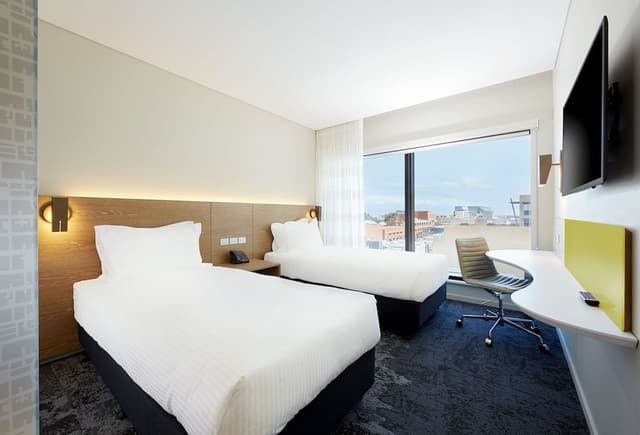 Standard Room, 2 Twin Beds (with Free Breakfast)
