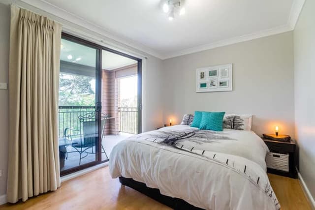 Self Contained 2 Bedroom, 2 Bathroom House