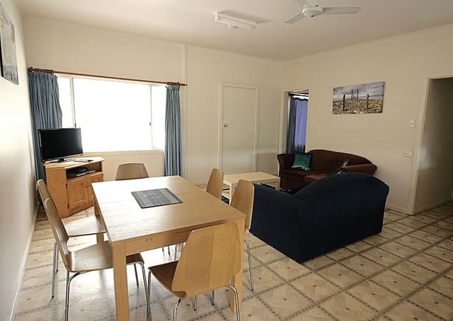 2 Bedroom Unit (1 Queen and 1 Triple Bunk Beds)