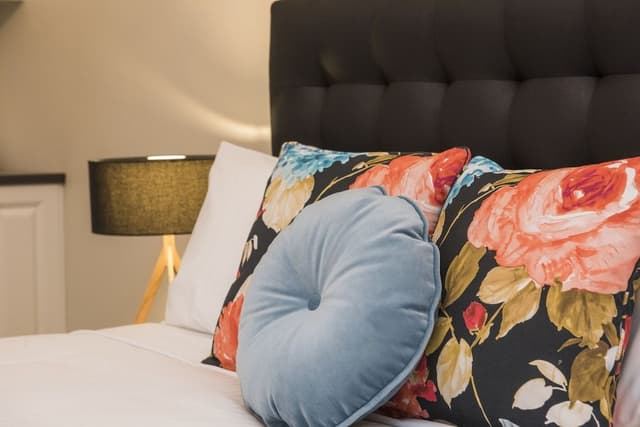 Suite 1 - Superior Deluxe King Suite