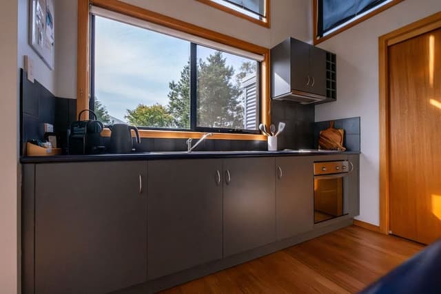 2 Bedroom House with Ocean Views
