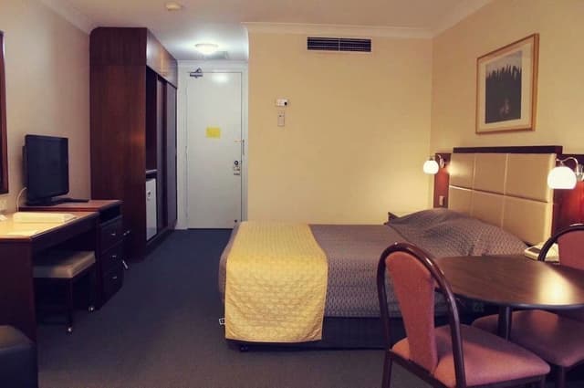 Deluxe Room, 1 King Bed with Sofa bed, Balcony