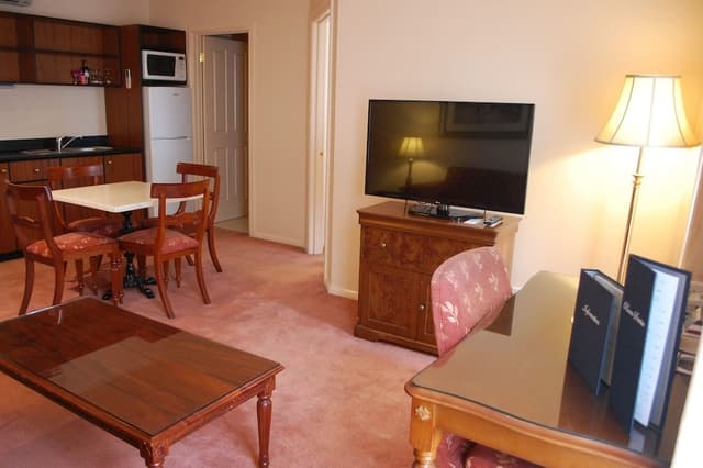 One Bedroom Apartment