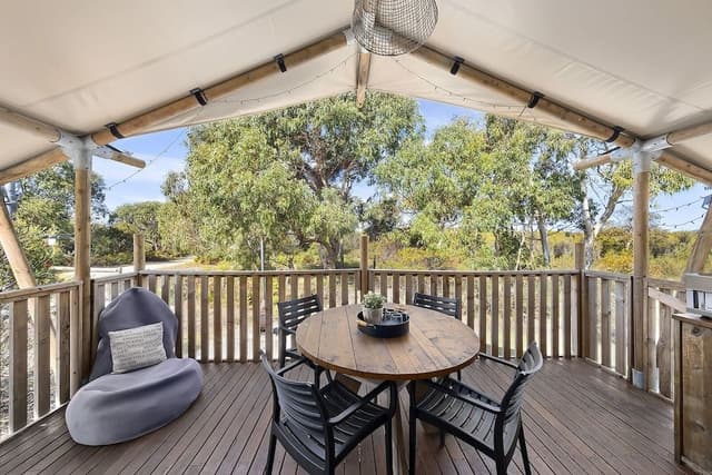 Deluxe Tent