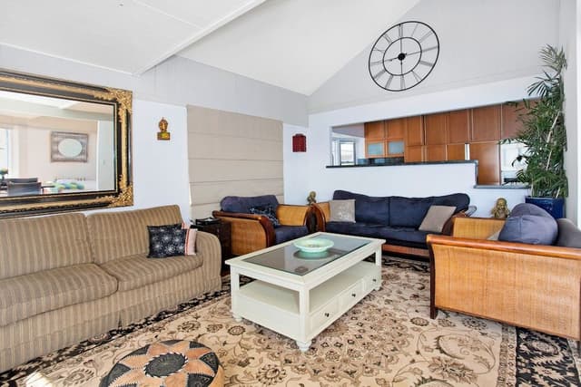 Beach House Apartment 2